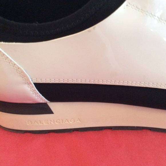 Balenciaga Runners - Picture 8 of 8